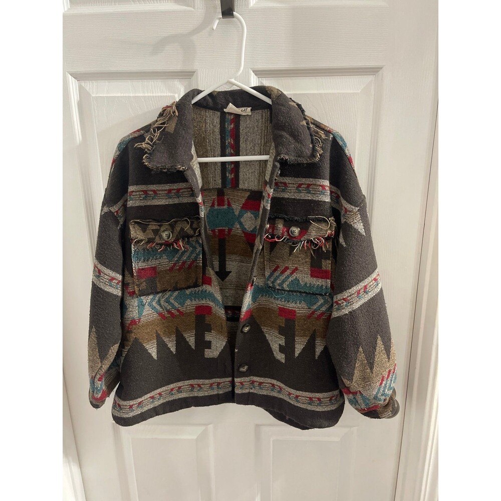 New In Brand Aztec Shacket Size Small - Picture 3 of 8